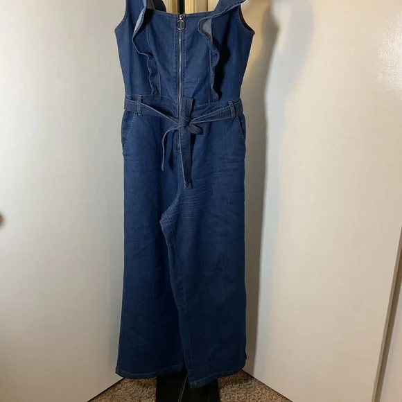 19. Tinseltown Blue Jumpsuit with Wide-Leg Palazzo Style Size Large - Picture 5 of 13